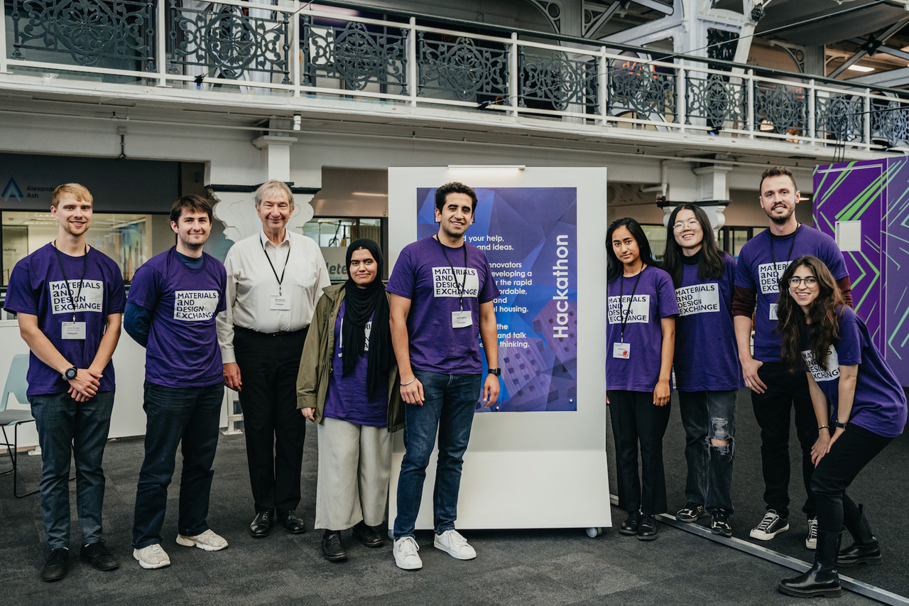 Hackathon participants at Materials Research Exchange 2022